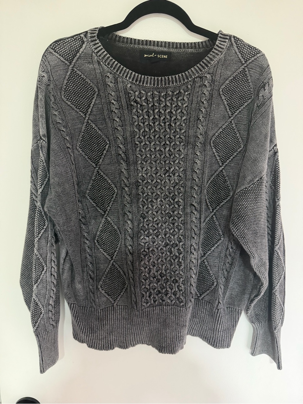Women’s Gray Cable Knit Sweater